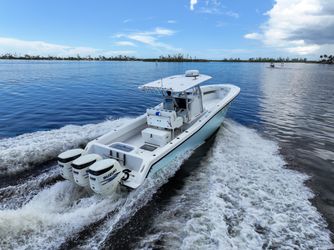 36' Invincible 2010 Yacht For Sale